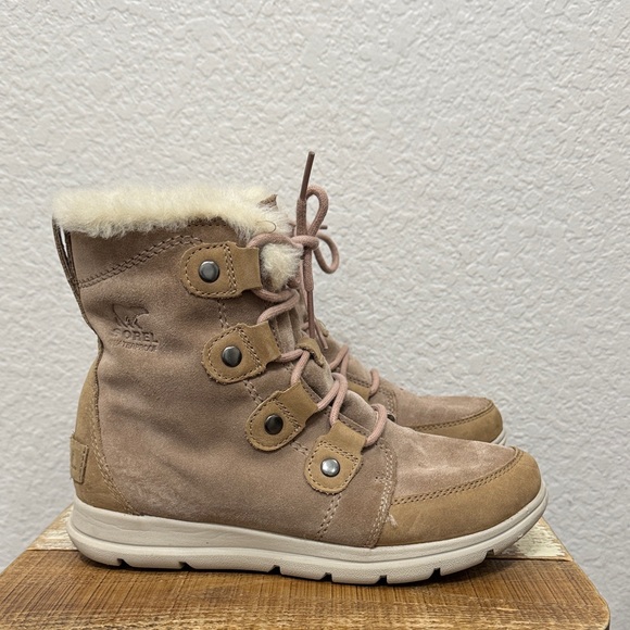 Sorel Shoes - Sorel Explorer Joan Suede Boots Size 7.5